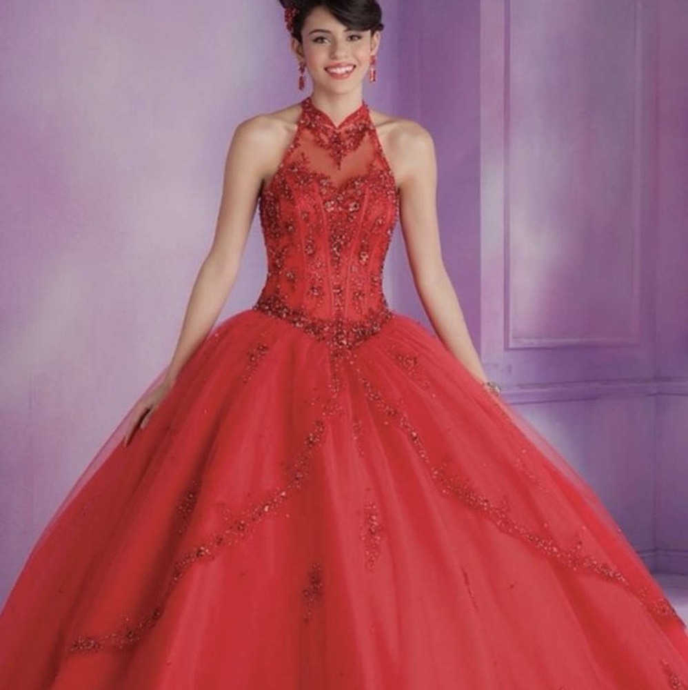 Ball gown halter top red Quinceañera dress